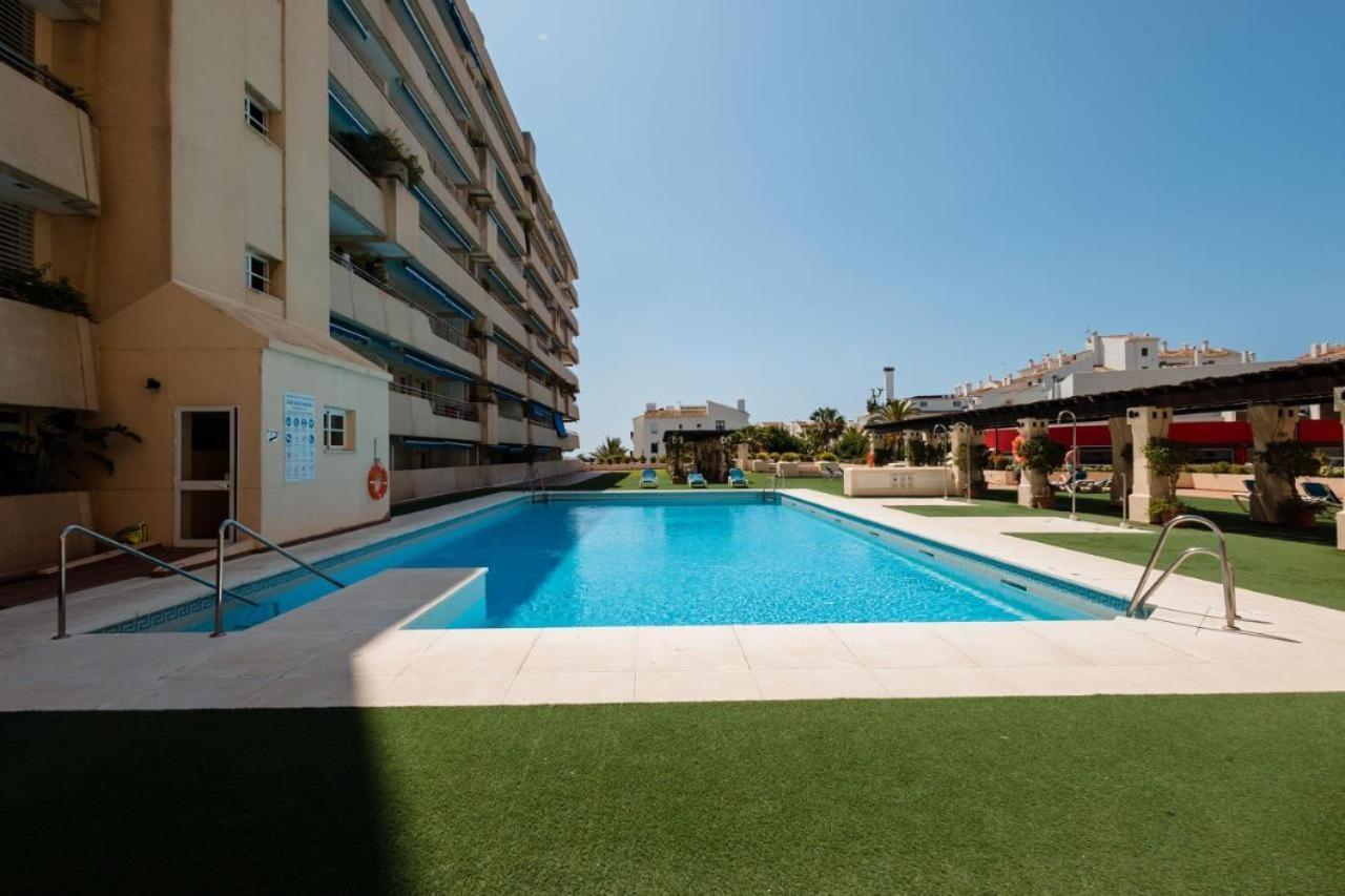 3 Room Lux Apt Puerto Banus-Terrace 5 Min To Beach Marbella Exterior photo